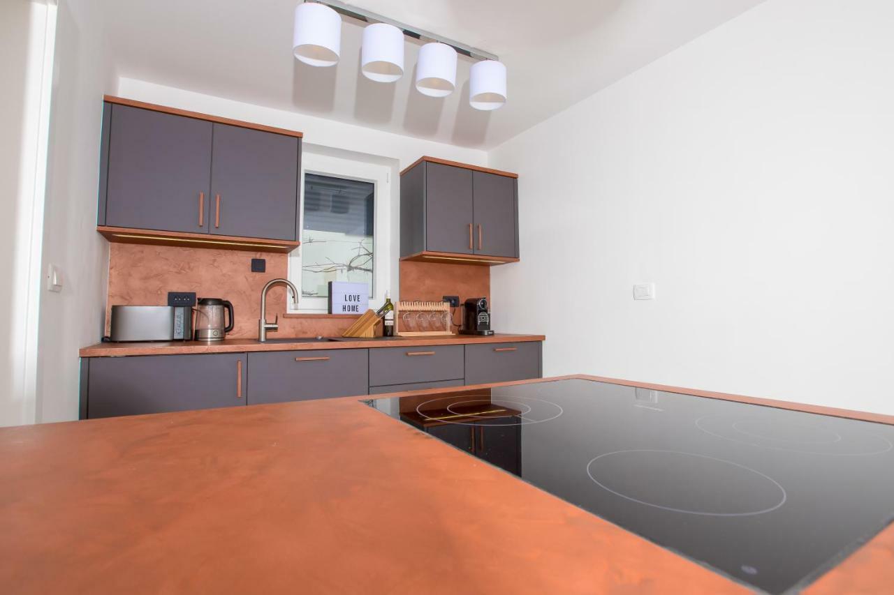 Apartament Sunsetloft Vir Zewnętrze zdjęcie